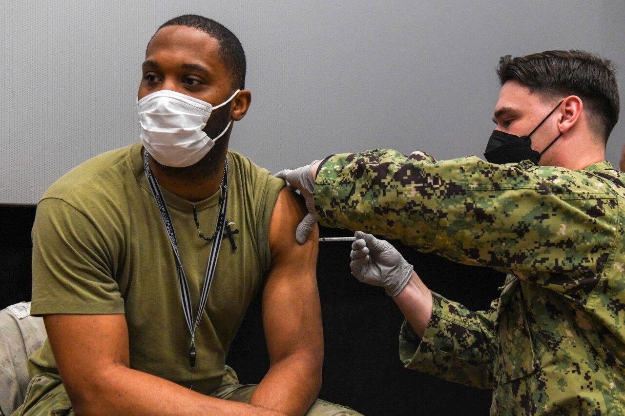 Janssen Johnson & Johnson COVID-19 vaccine look away US Navy image 2022.jpeg